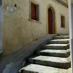 Tipica Casa D'altri Tempi * Furnari